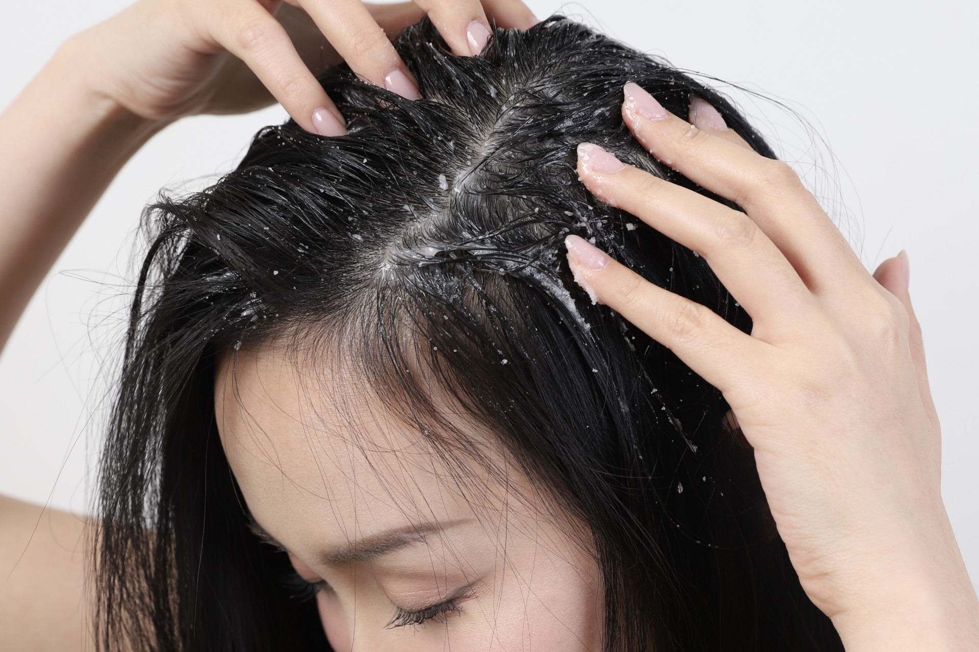 Cách để tóc lâu bết